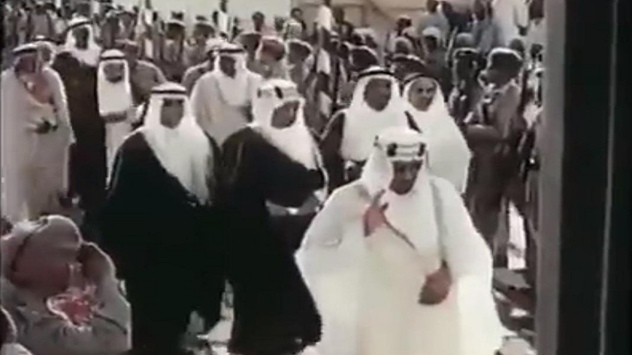 لقطات تاريخية من استقبال الملك سعود لملك العراق بالدمام قبل 66 عاما