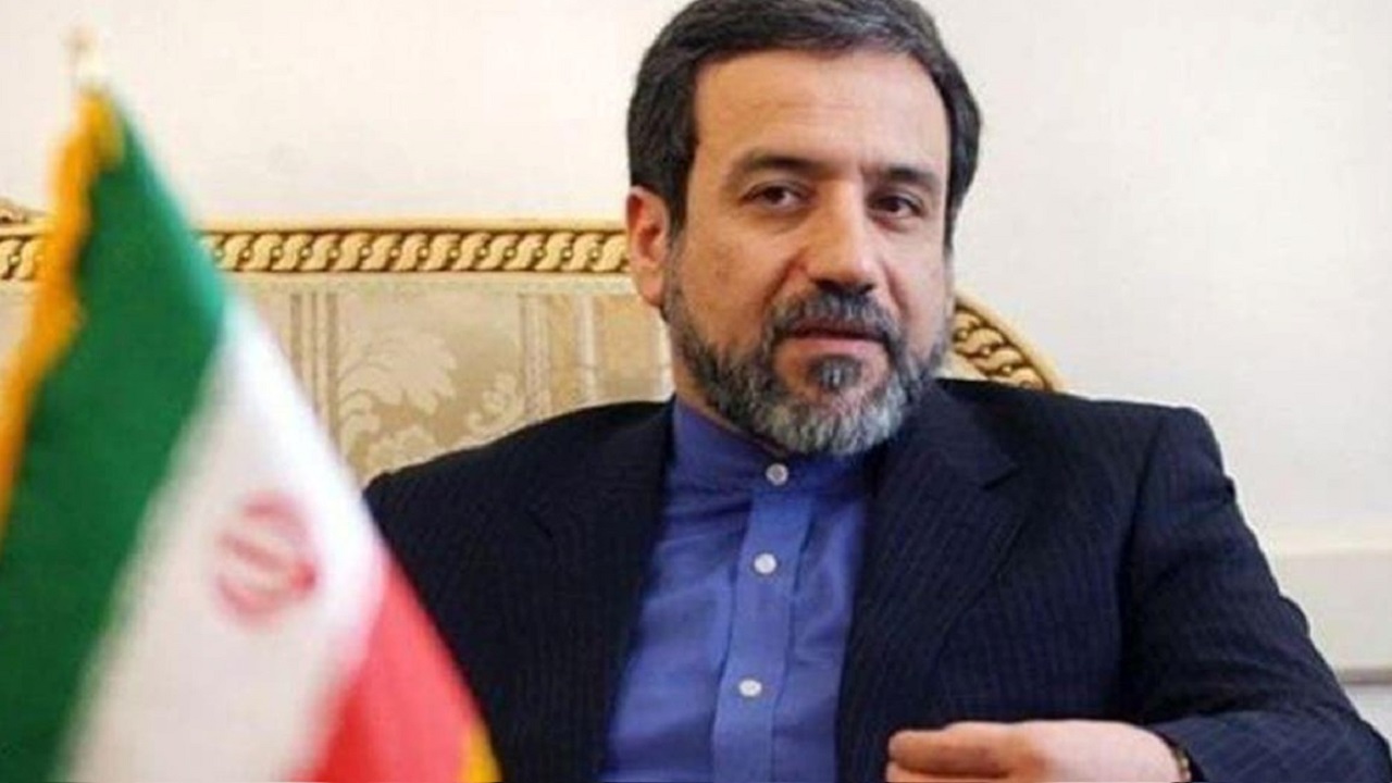 إيران تقيل كبير المفاوضين في الملف النووي من مهامه الوزارية