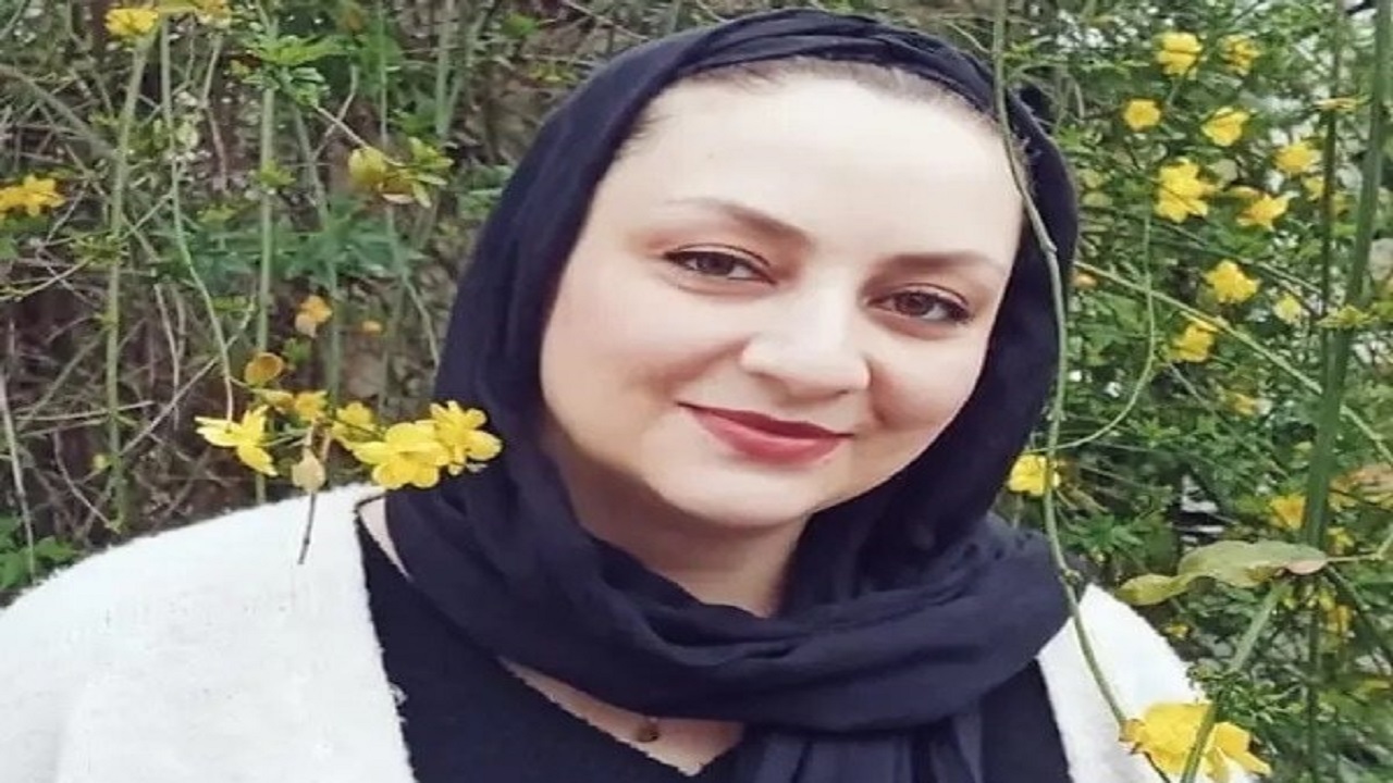 إيرانية تكشف تعرضها للتفتيش &#8220;عارية&#8221;