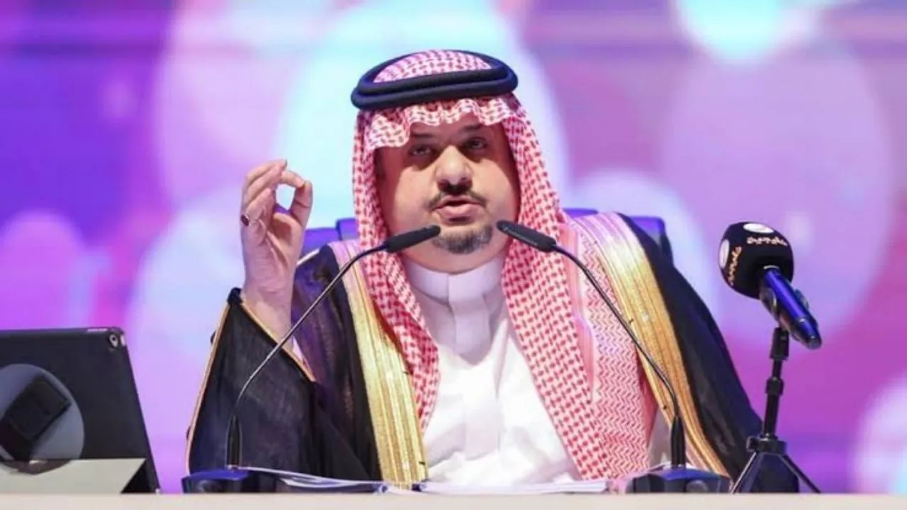 عبدالرحمن بن مساعد: لم يكن قرداحي ليصبح وزيرًا لولا مساندة الحوثي