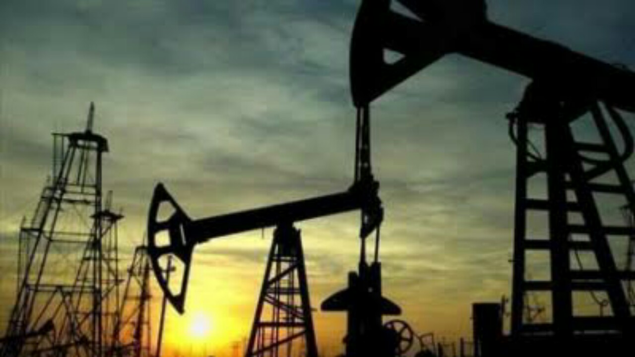 ارتفاع المخزون النفطي التجاري 4.3 مليون برميل