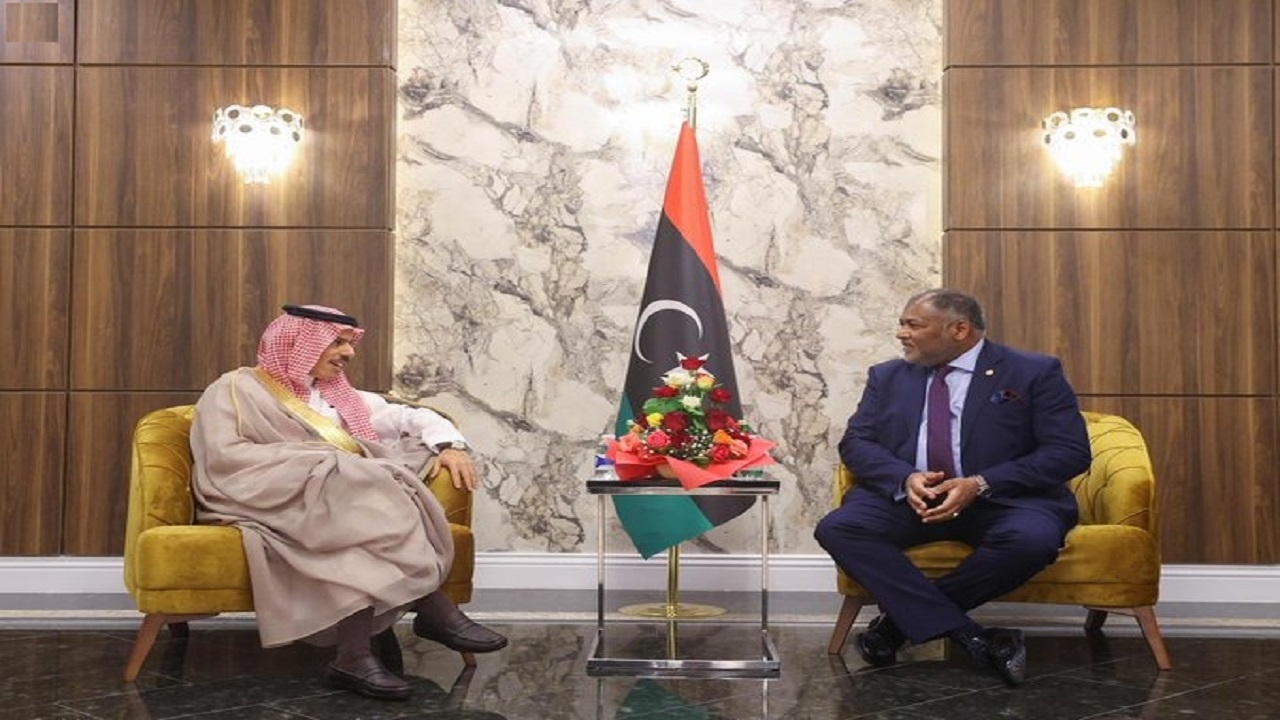 وزير الخارجية يصل طرابلس للمشاركة في المؤتمر الوزاري لدعم استقرار ليبيا