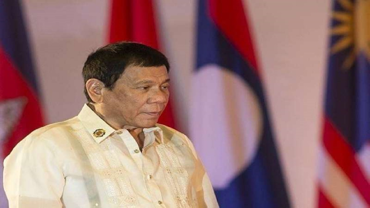 رئيس الفلبين يعلن نيته اعتزال الحياة السياسية