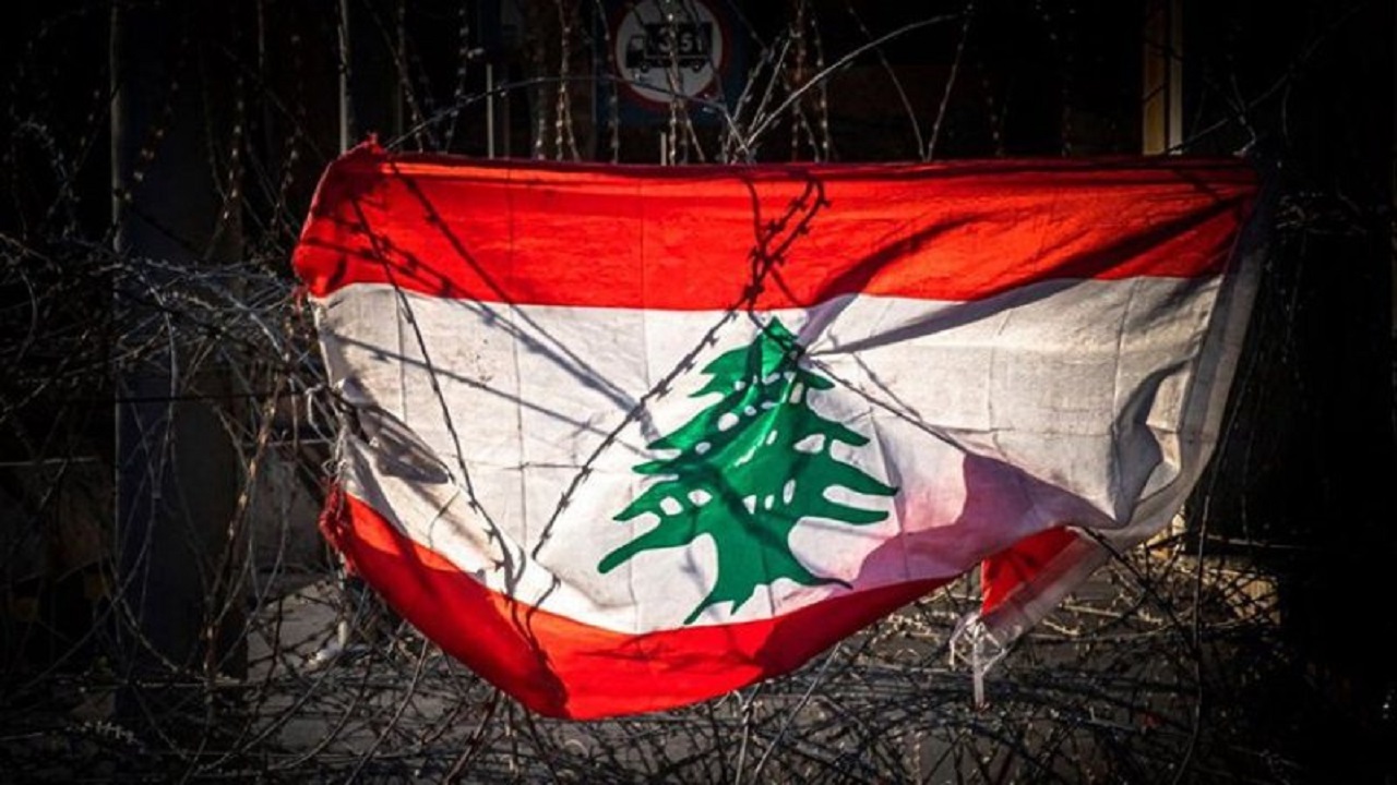 خسائر بالمليارات جراء الأزمة اللبنانية