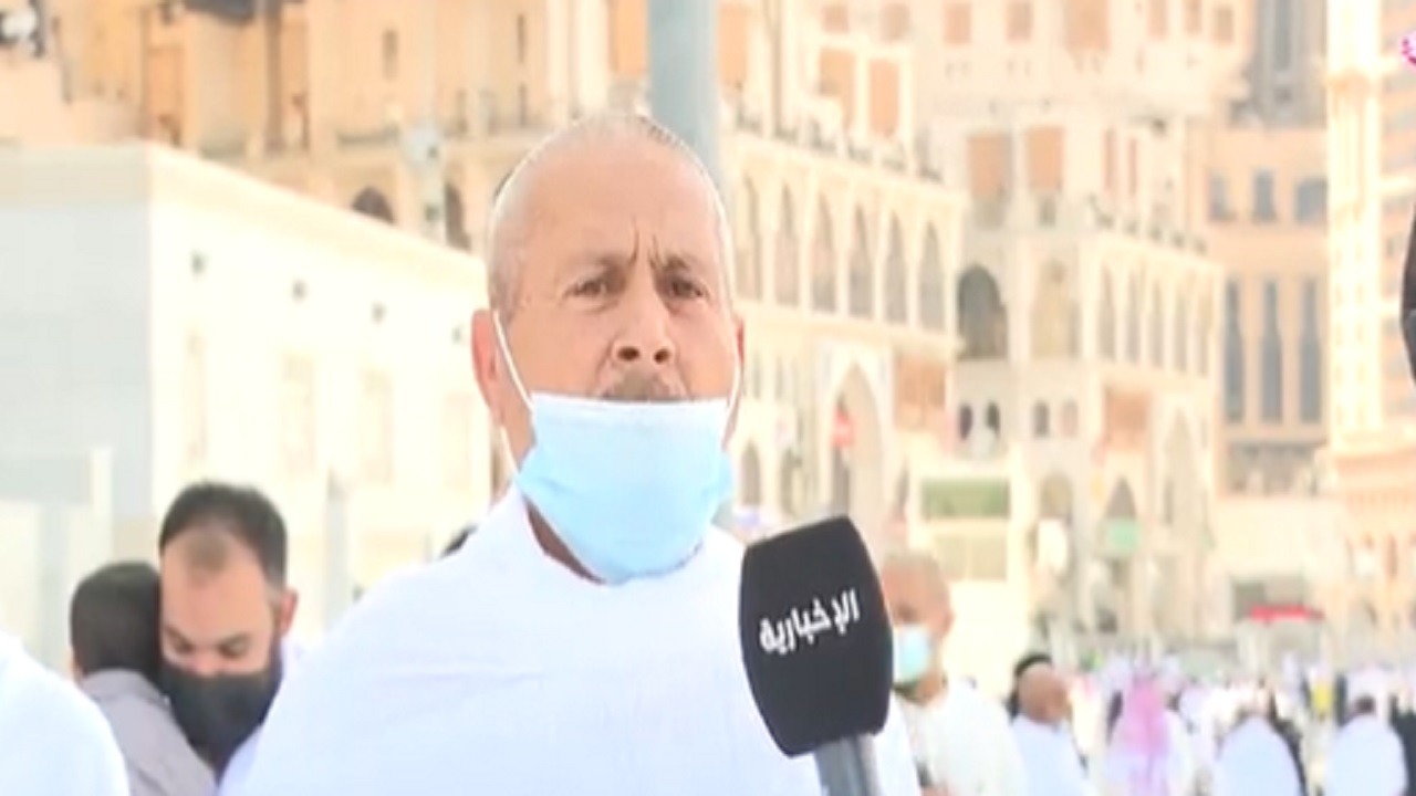 بالفيديو .. معتمر عراقي يشكر المملكة ويدعو من المسجد الحرام لبلاده