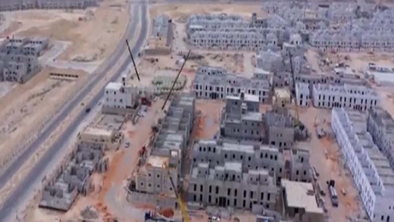 بالفيديو.. “الإسكان” يضخ وحدات سكنية بأسعار تناسب المواطن