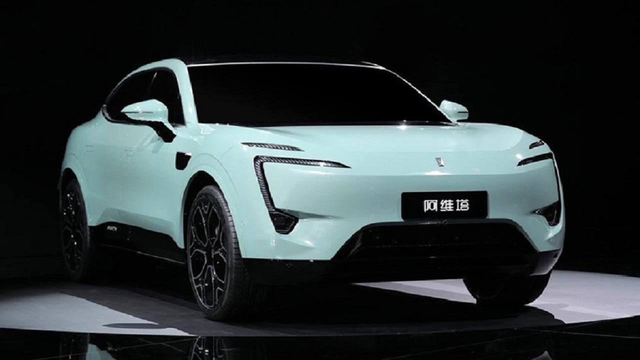 الصين تكشف عن سيارة متطورة تشبه X6 بي إم دبليو