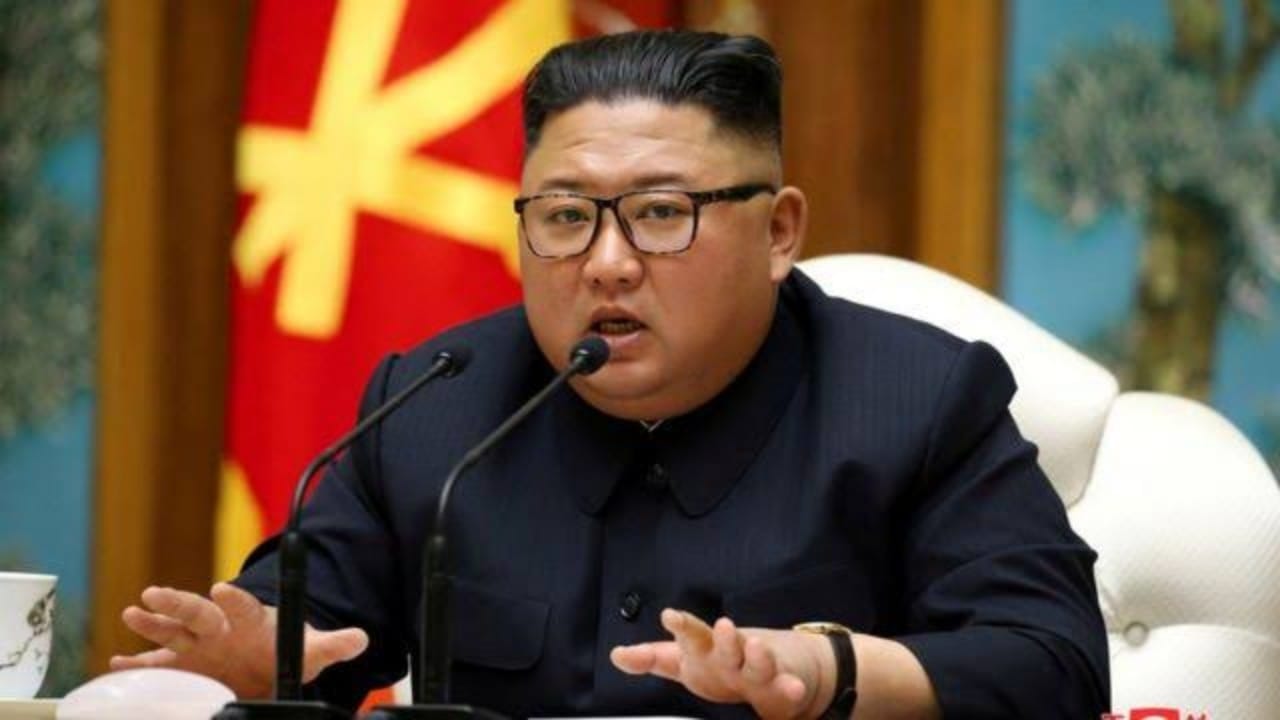 كوريا الشمالية تصدر قرار غير متوقعا بشأن الملابس 