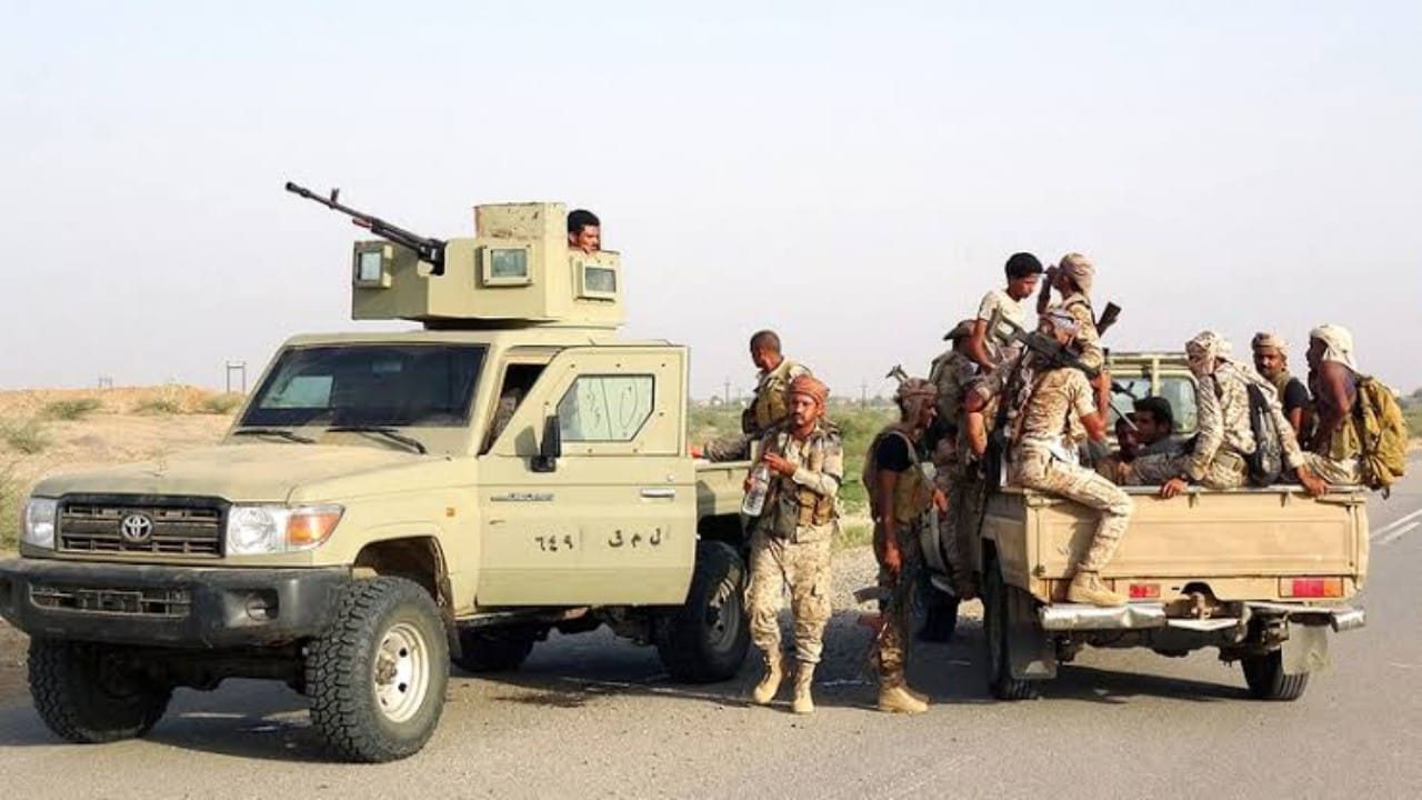 الجيش اليمني: إسقاط مسيرة مفخخة أطلقتها ميليشيا الحوثي باتجاه الجوف 