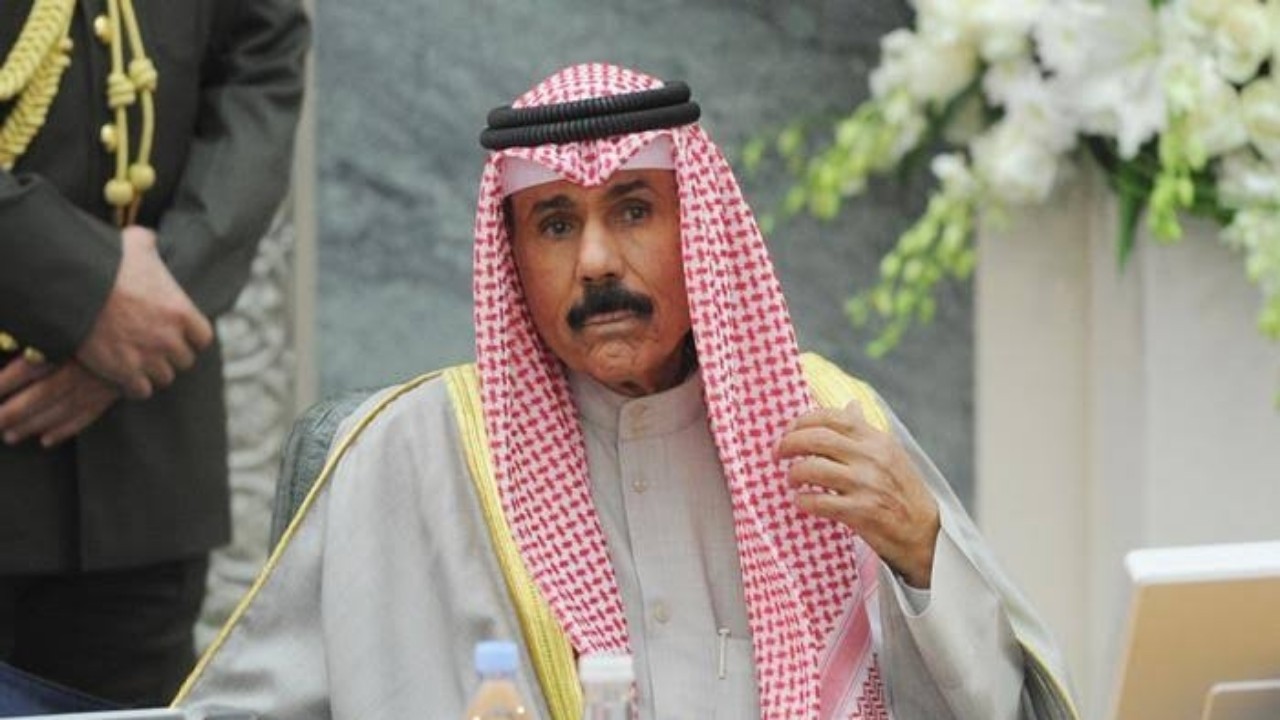 ‏أمير الكويت يقبل استقالة الحكومة ويكلفها بتصريف الأعمال