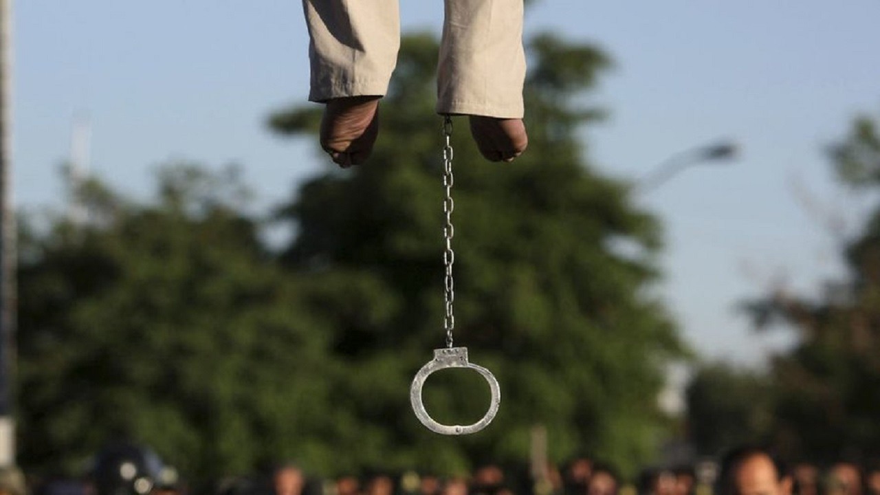 إيران..إعدام شاب كان قاصرا عند إدانته يثير الغضب