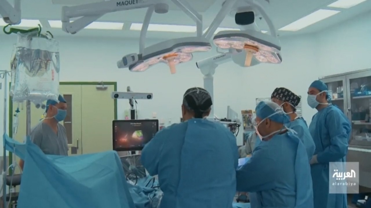بالفيديو.. مستشفى الحرس الوطني بالشرقية يوفر الروبوت الجراحي للعظام