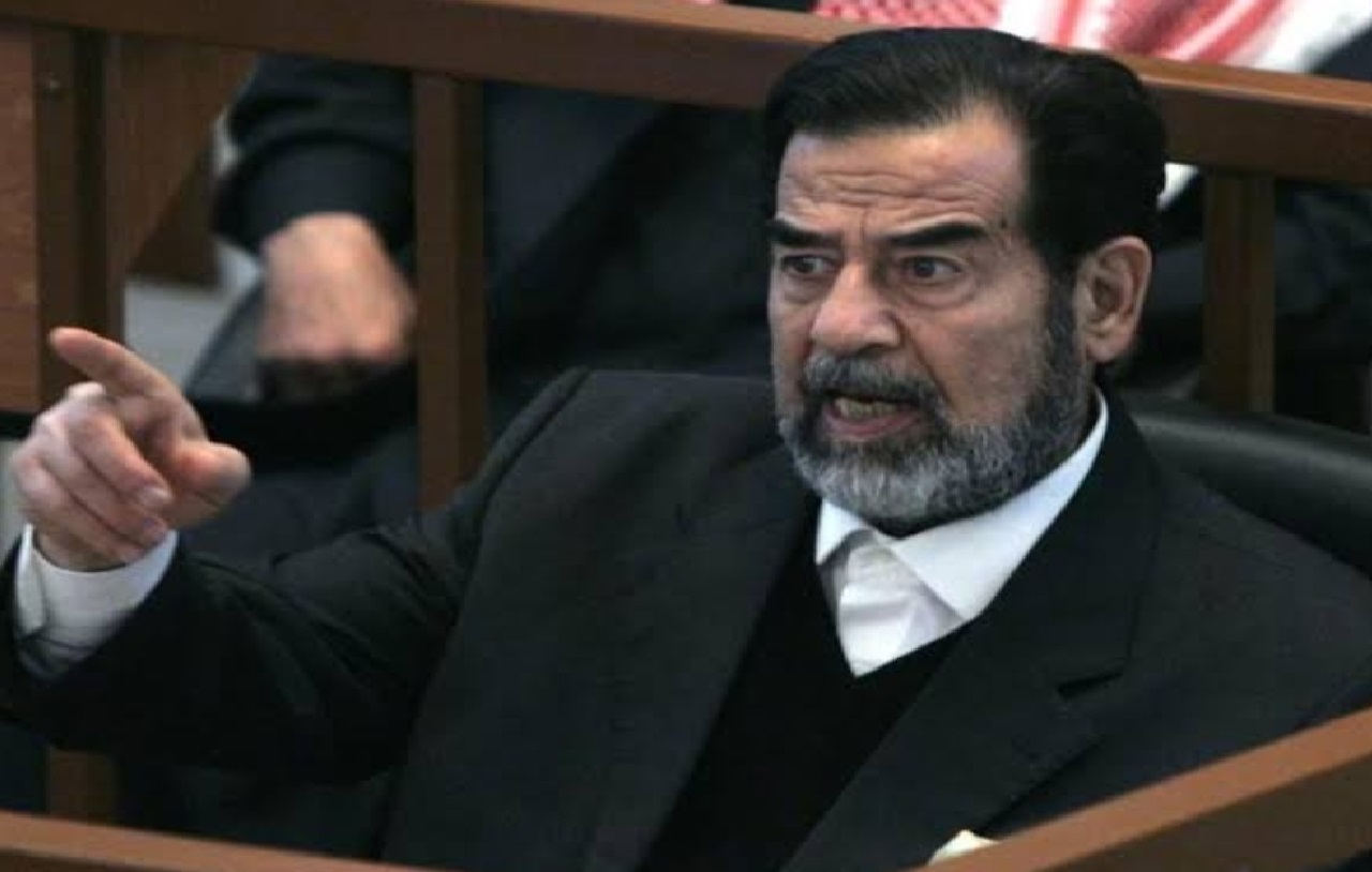 مترجم سابق يكذب الرواية الأمريكية عن اعتقال صدام في حفرة كاذبة