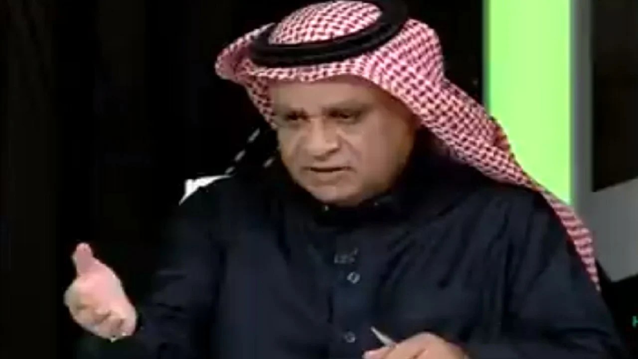 بالفيديو..سعود الصرامي: لجنة الحكام أكدت أن &#8220;سالم الدوسري&#8221; يستحق البطاقة الحمراء
