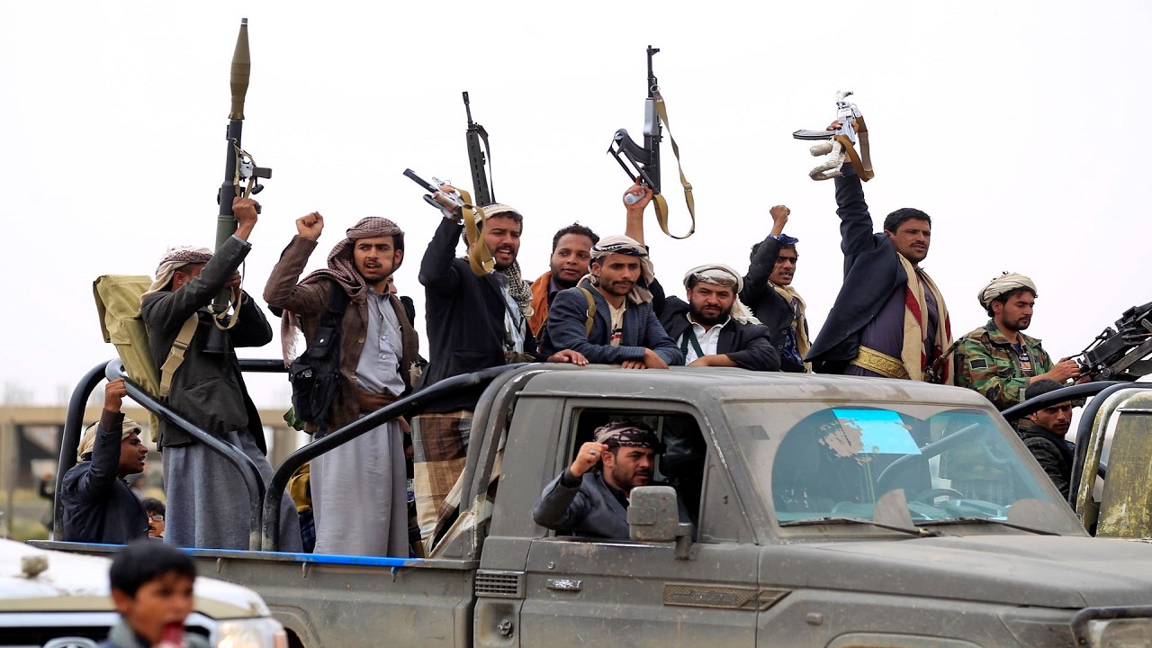 ميليشيا الحوثي تحشد مقاتلين جدد من المدارس والنوادي