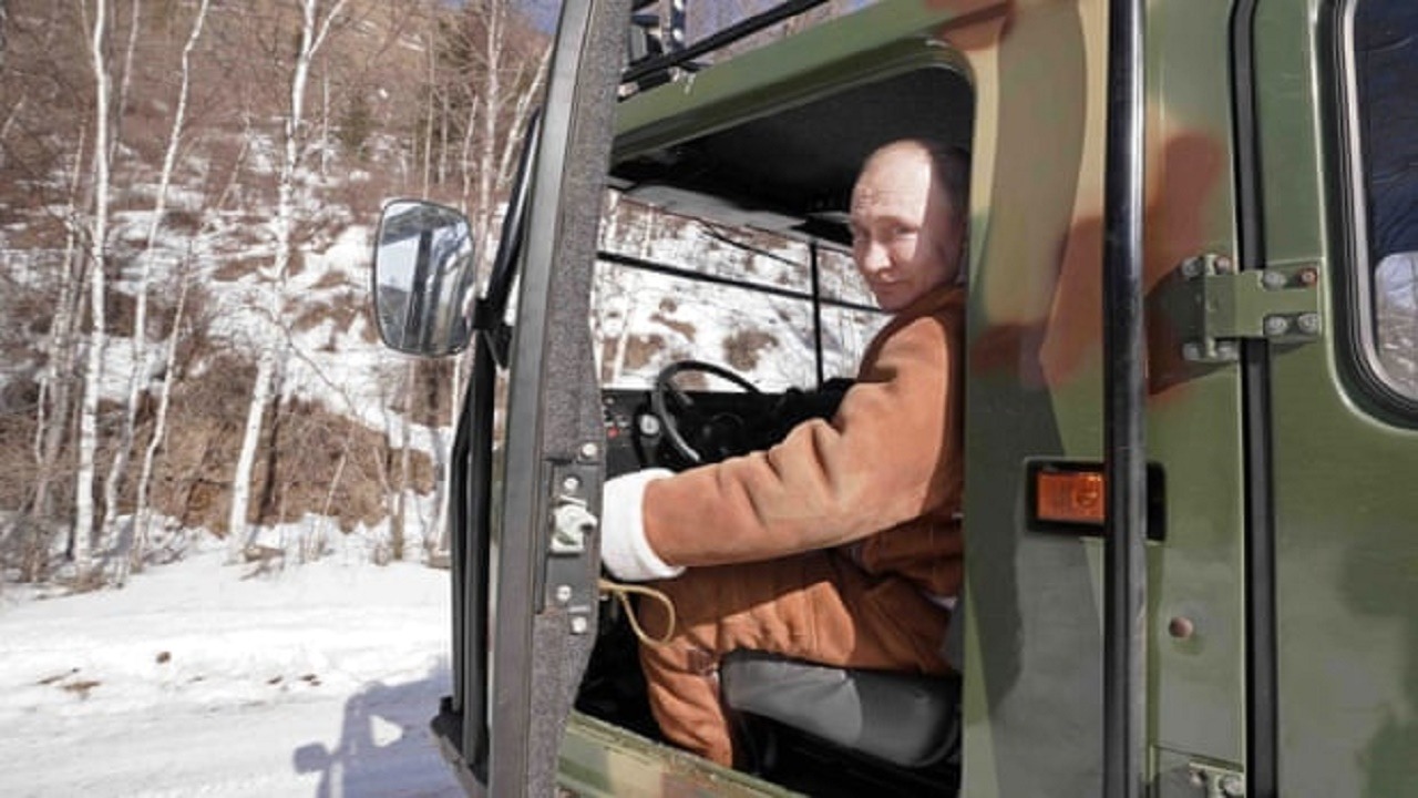 بوتين: عملت سائق تاكسي بعد الانهيار السوفيتي