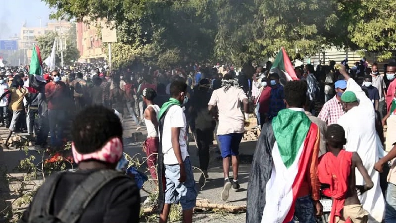السودان تكشف حصيلة “جرحى الشرطة” في التظاهرات