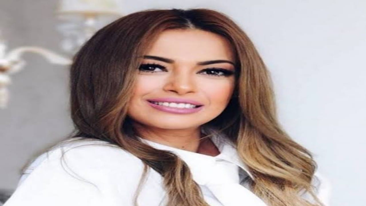 داليا مصطفى توضح سر عدم تعاونها مع زوجها فنيا