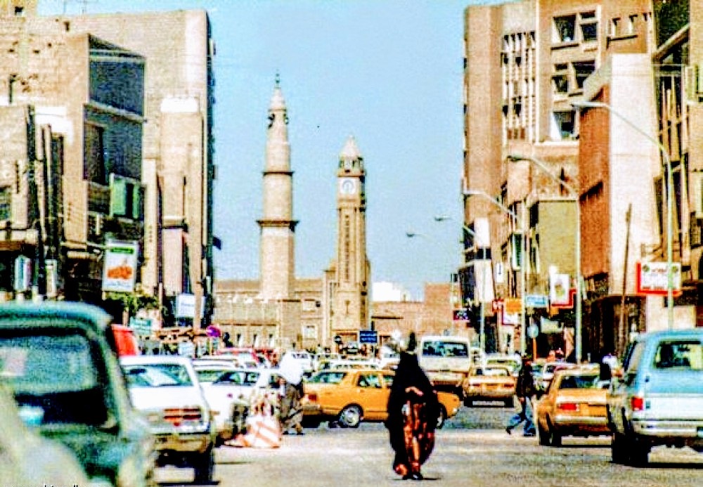 صورة من الرياض قبل 45 عام تكشف بهجة الحياة وحلاوتها
