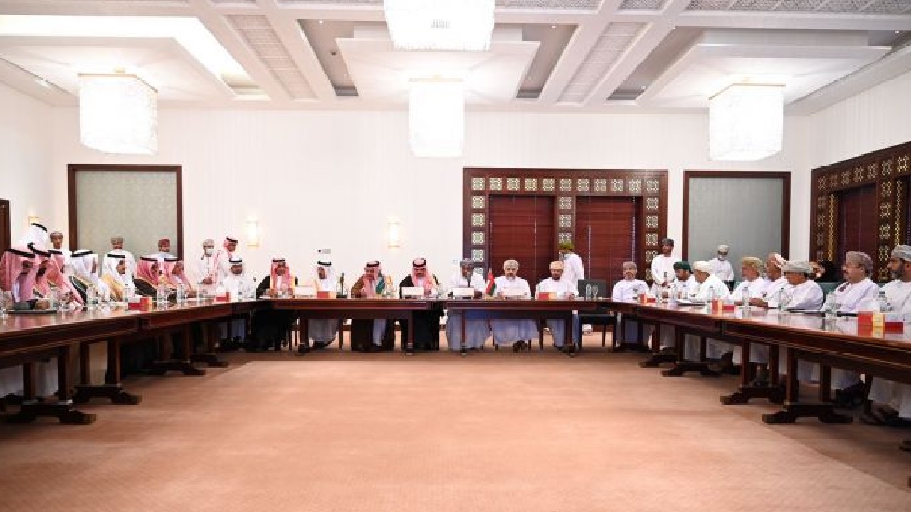تشكيل 6 لجان لإيجاد مشاريع مشتركة بين المملكة وسلطنة عمان
