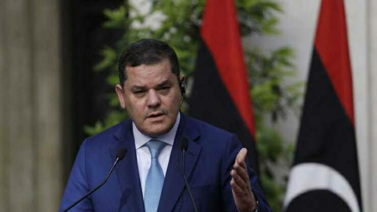 رئيس الحكومة الليبية يشعل غصب الليبيات بسبب تصريحه عن النساء العازبات
