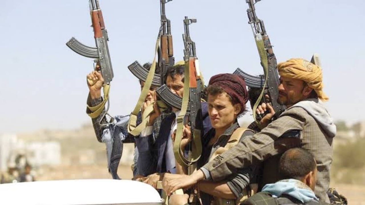 الحكومة اليمنية تطالب المجتمع الدولي بتصنيف جماعة الحوثي إرهابية 