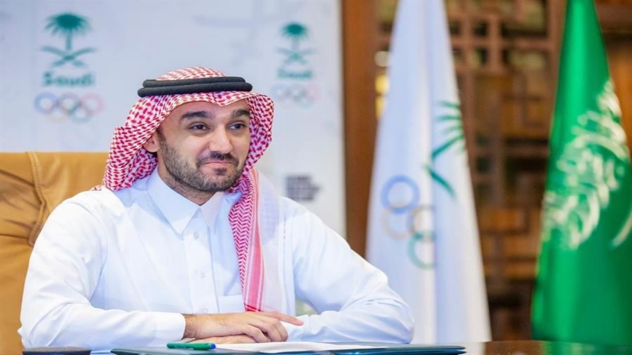 بالفيديو.. وزير الرياضة يكشف سبب مشاركة المنتخب بالفريق الثاني في كأس العرب