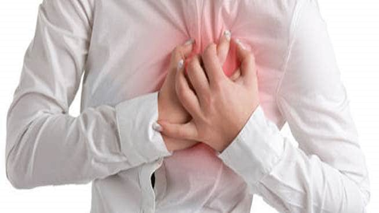 المجلس الصحي يوضح كيفية التصرف عند الشعور بأعراض الجلطة القلبية