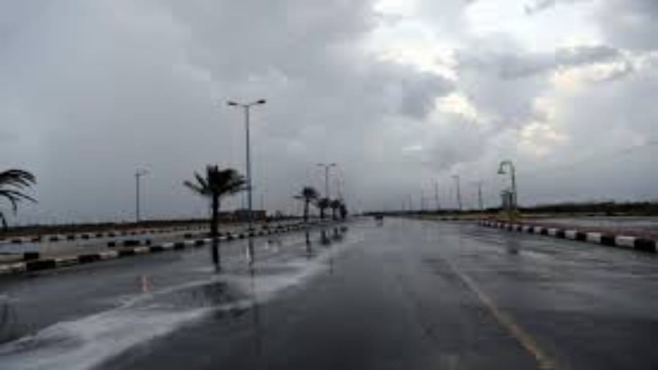 الأرصاد: استمرار هطول الأمطار على معظم مناطق المملكة من الجمعة إلى الإثنين