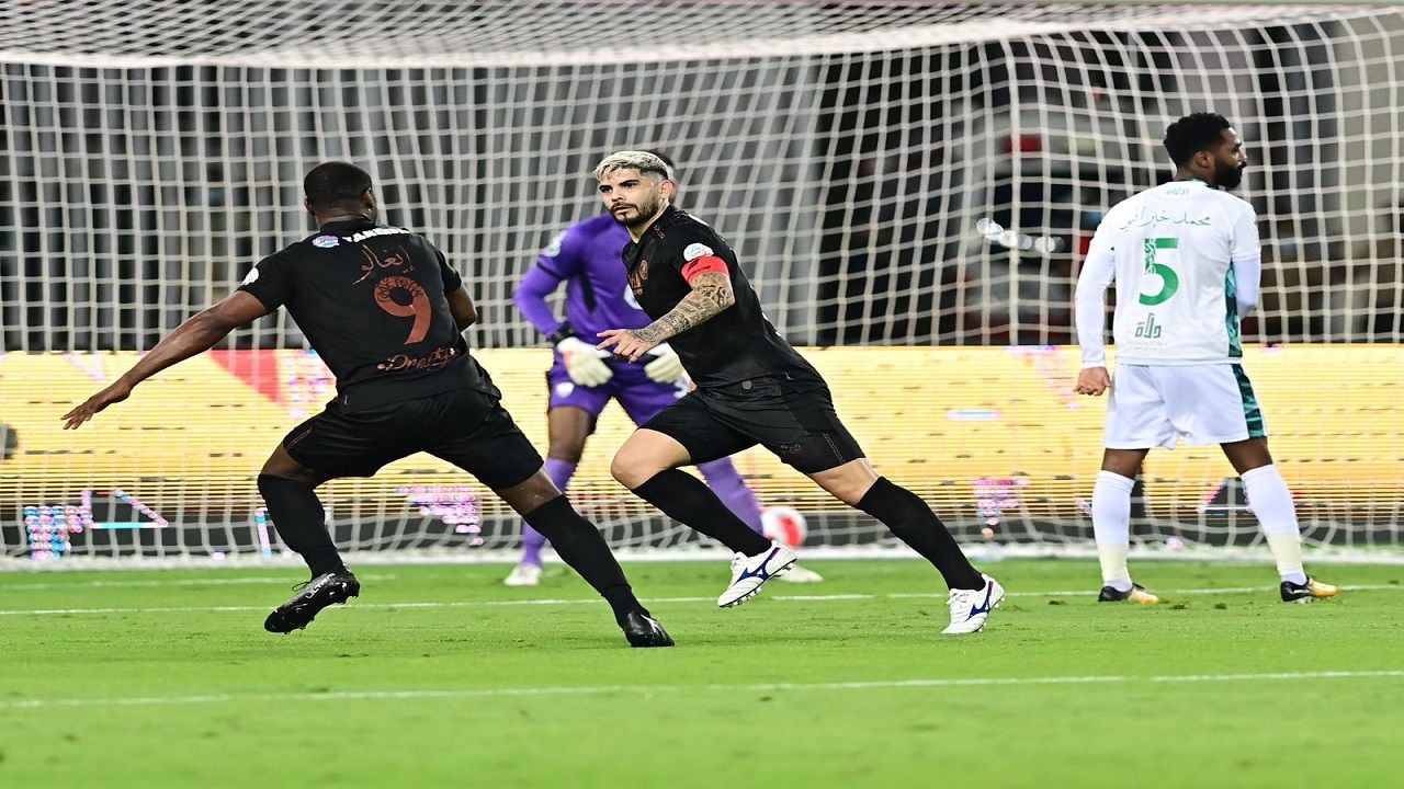 بالفيديو.. الشباب يتخطى الأهلي برياعية