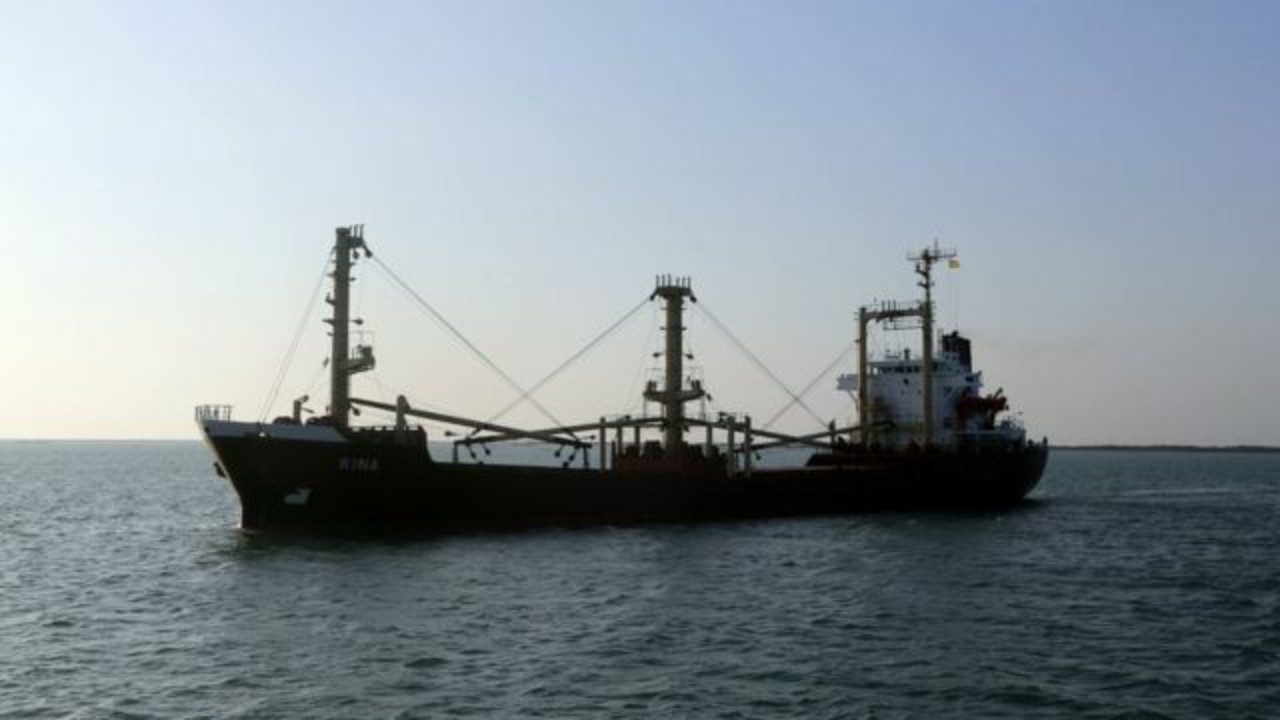 الحوثيون يطالبون بإعادة إرسال سفينة المساعدات بعد أسابيع من رفضها