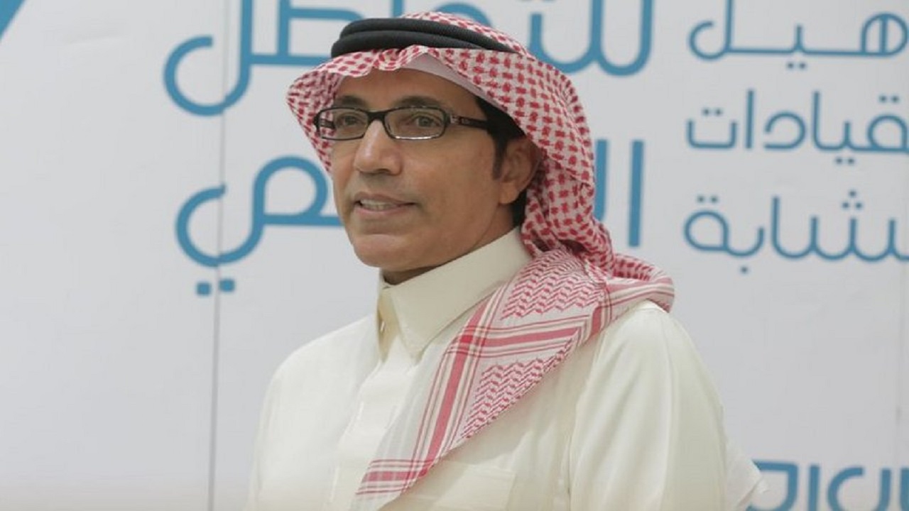 سعود كاتب: إيران رأس الثعبان.. وخطر الحوثي ليس خليجيًا فقط