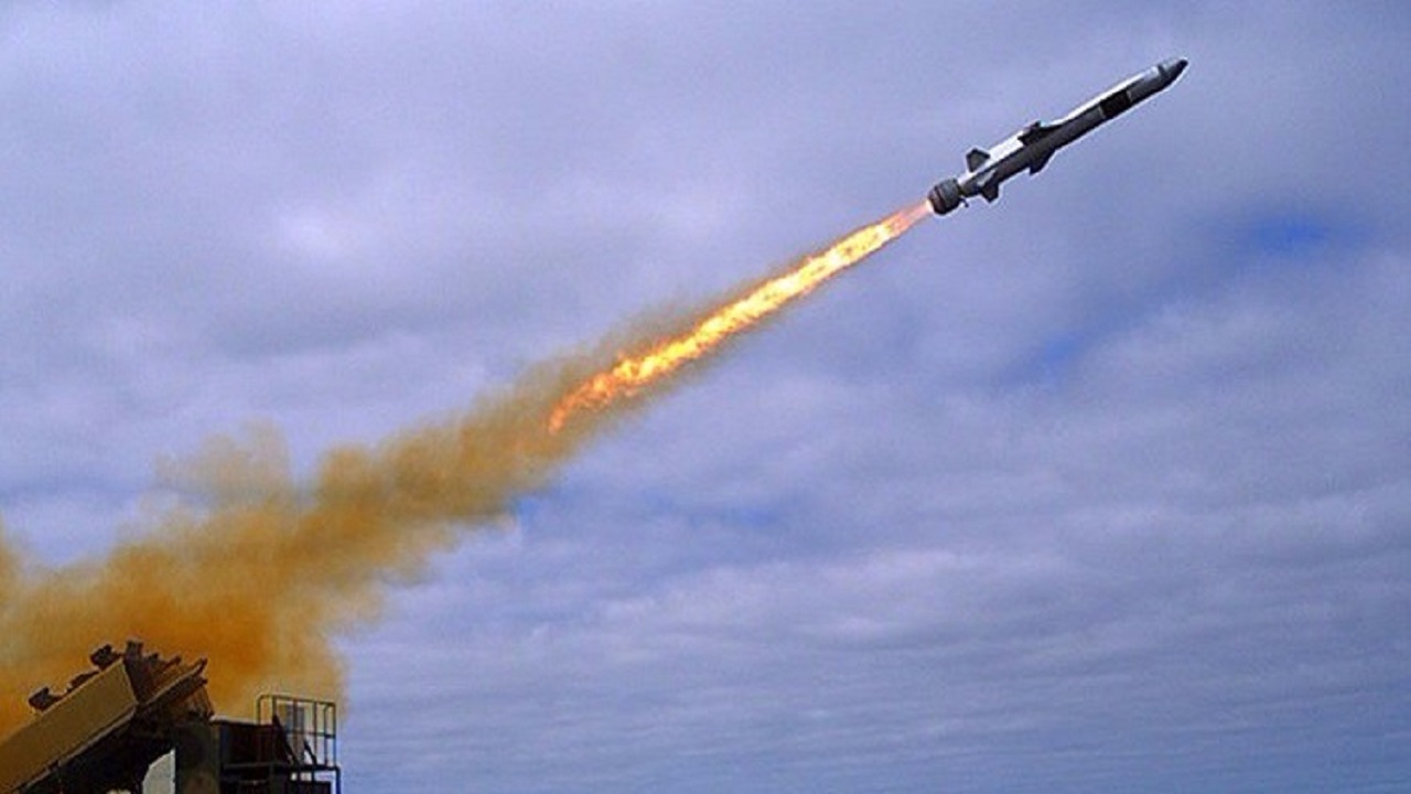 الإمارات تعلن اعتراض و تدمير صاروخين باليستيين أطلقتهما الحوثي