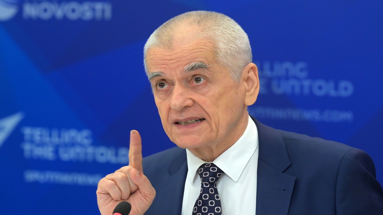 عالم أوبئة يتنبأ بموعد انتهاء كورونا