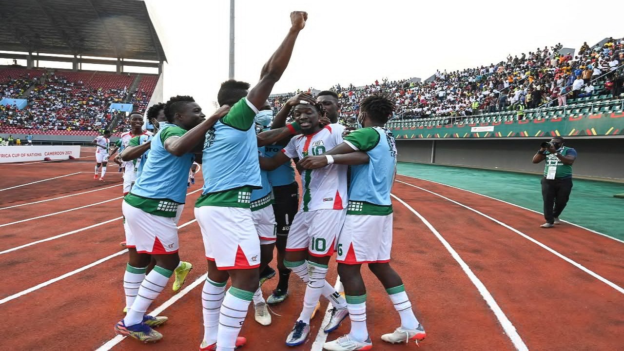 “بوركينا فاسو” أول المتأهلين إلى ربع نهائي كأس أمم إفريقيا
