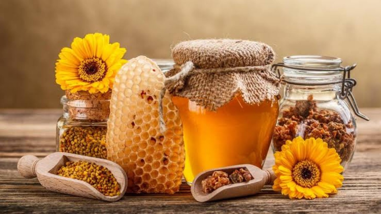 “الغذاء والدواء” تكشف عن نصائح هامة عند تخزين العسل