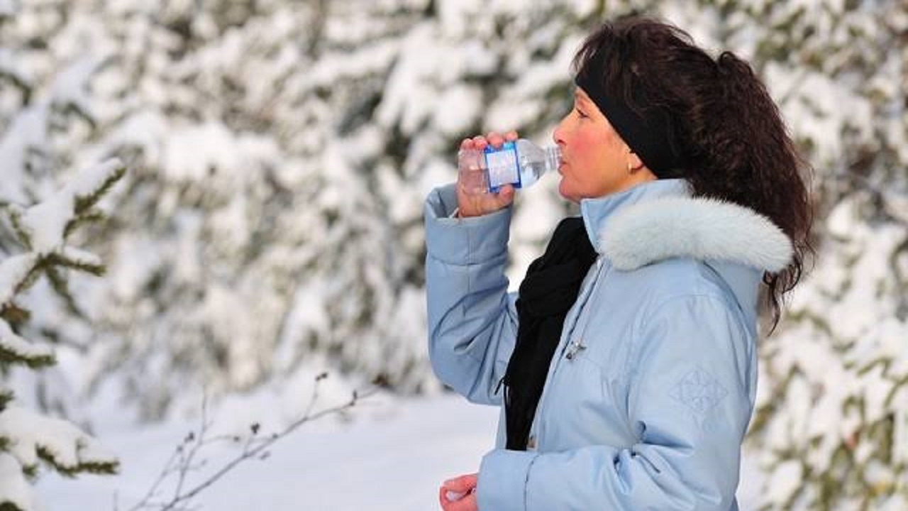 مخاطر عدم شرب الماء بكمية كافية خلال فصل الشتاء