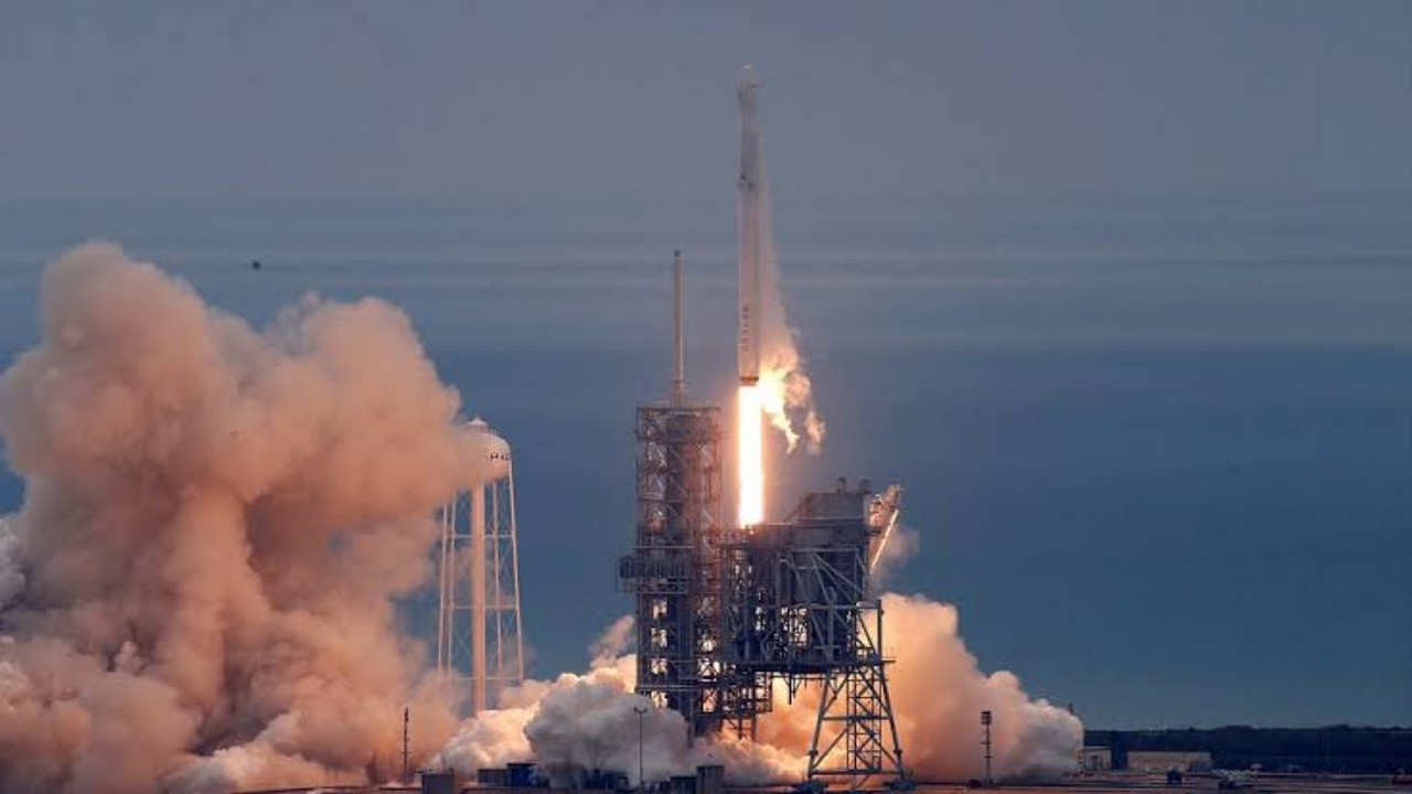“ناسا” تعلن ارتطام صاروخ بالقمر في مارس