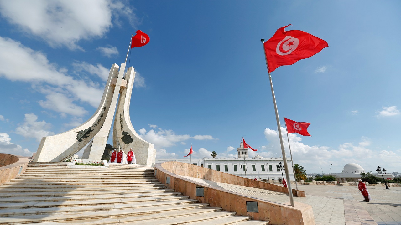 إحباط محاولة “فتاة” تنفيذ هجوم إرهابي في تونس