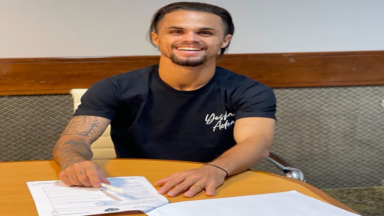 فيديو.. محترف الهلال يكشف عن تعرضه للتهديد بالقتل