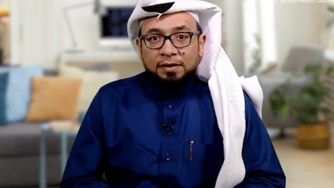 فيديو.. أول ظهور للإعلامي خالد عكاش بعد 97 يومًا في غيبوبة كورونا