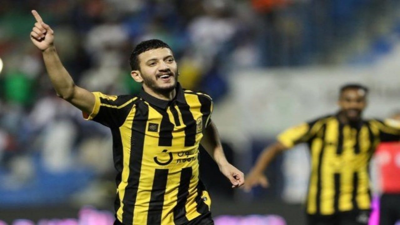 الهلال يصل إلى اتفاق نهائي مع لاعب الاتحاد لمدة 4 مواسم 