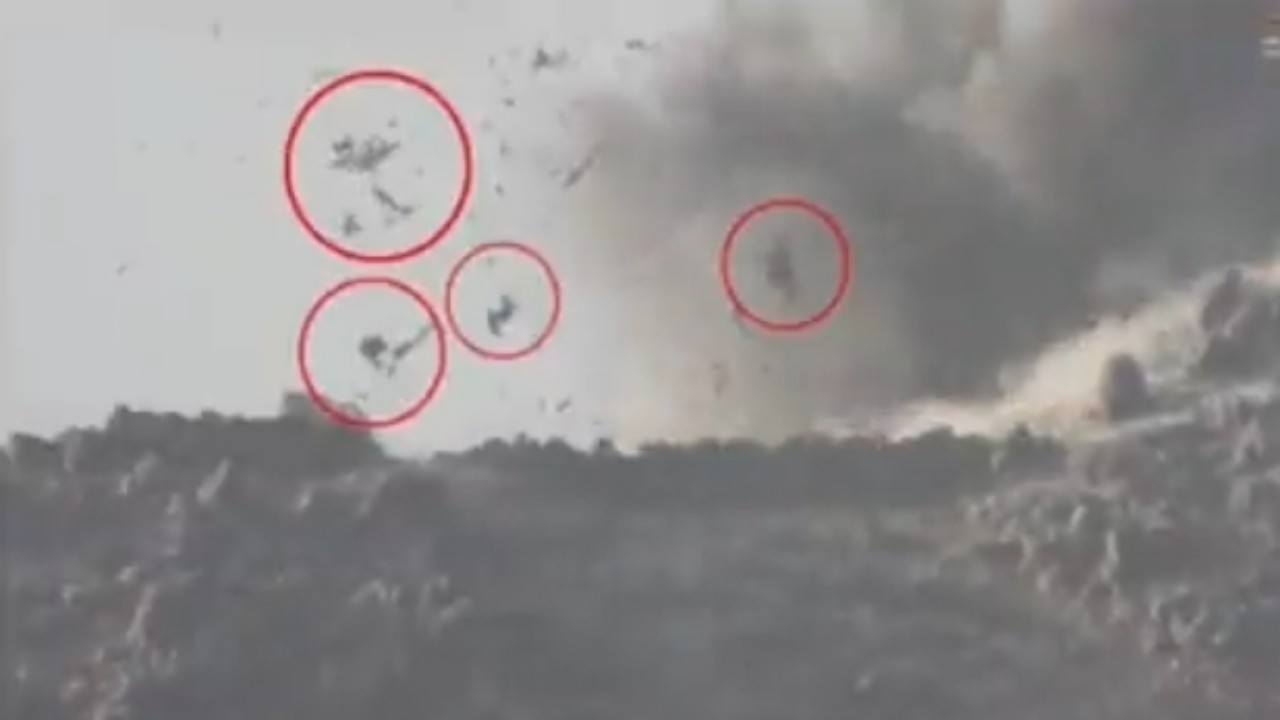 بالفيديو.. طيران التحالف يستهدف تجمعات حوثية في صعدة