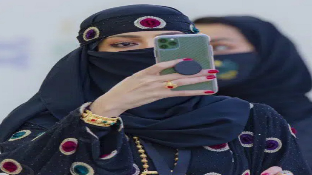 بعد اشتراطه لدخول البوليفارد مجانًا.. أنواع زي يوم التأسيس لكل منطقة