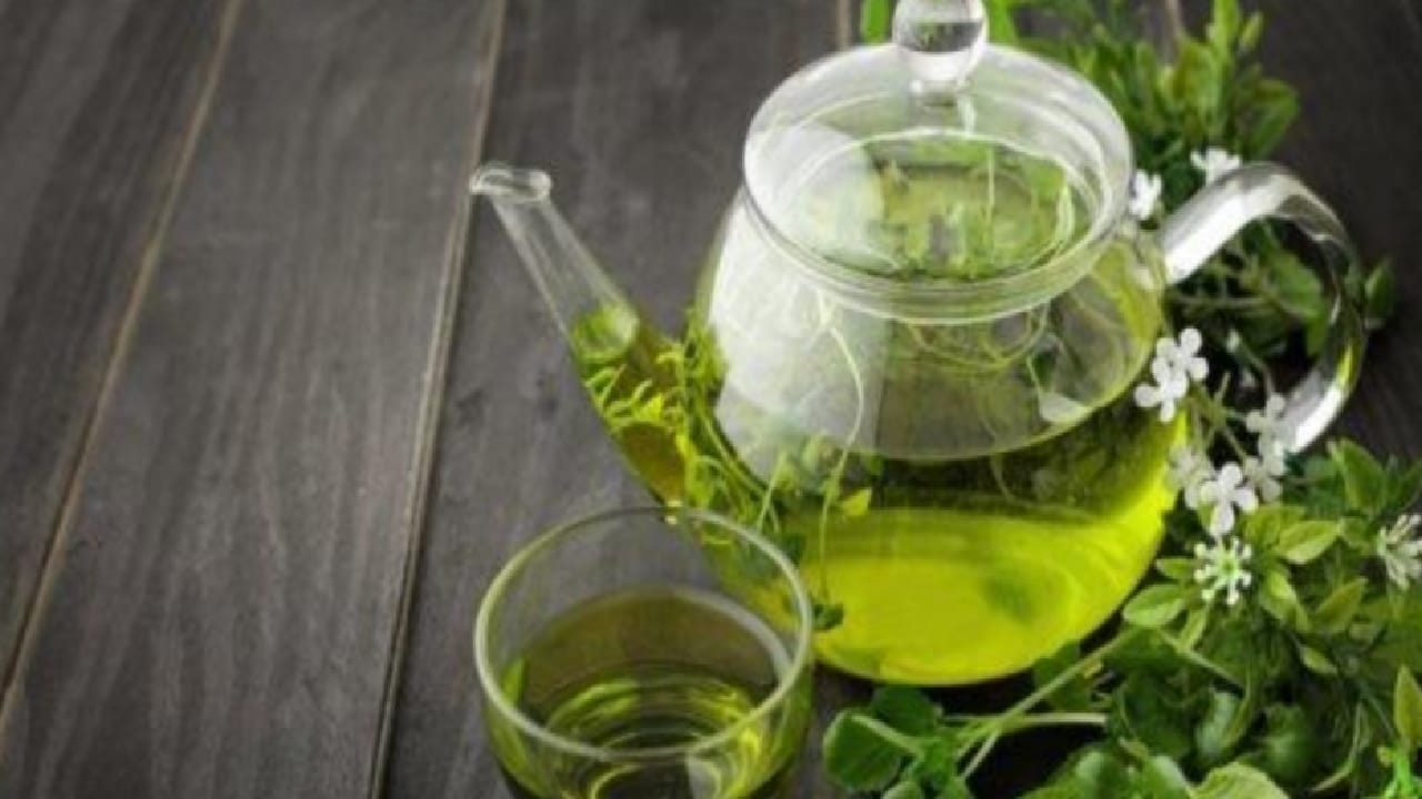 “دراسة” تحذر أصحاب الضغط المرتفع من تناول الشاي الأخضر والأحمر