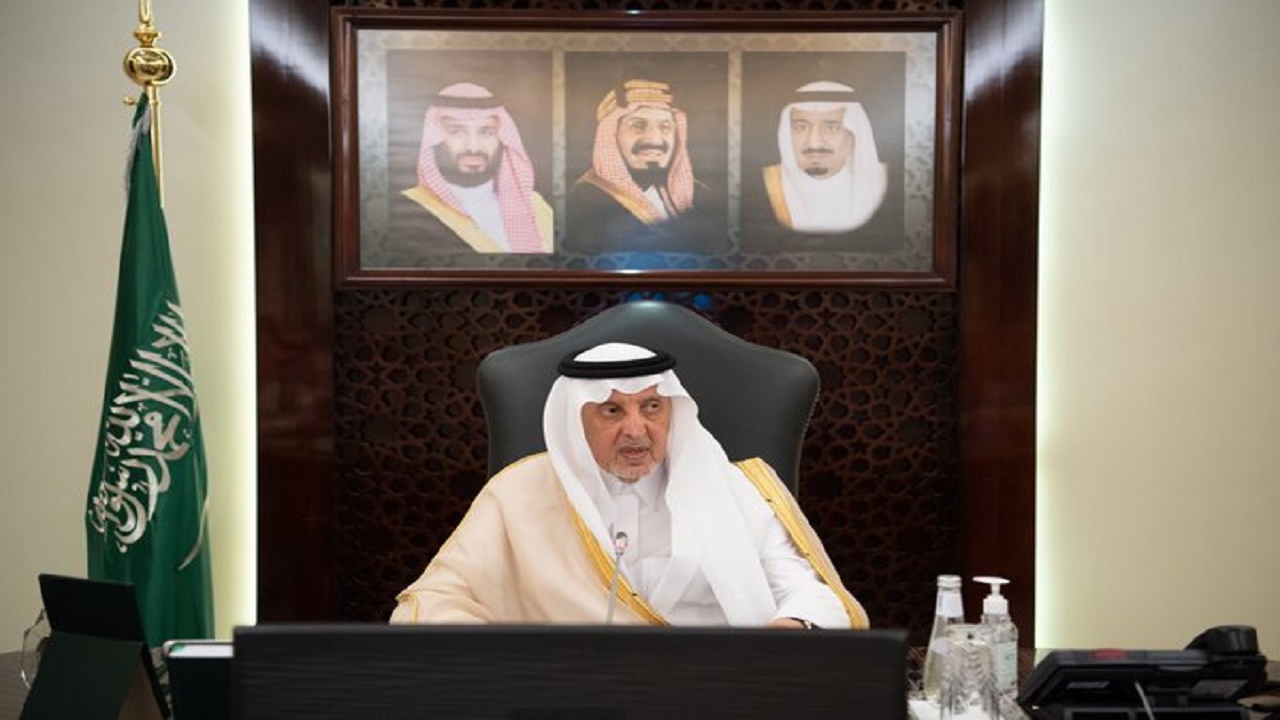أمير مكة يوجه بتشكيل لجنة لتوفير مواقع استثمارية رياضية