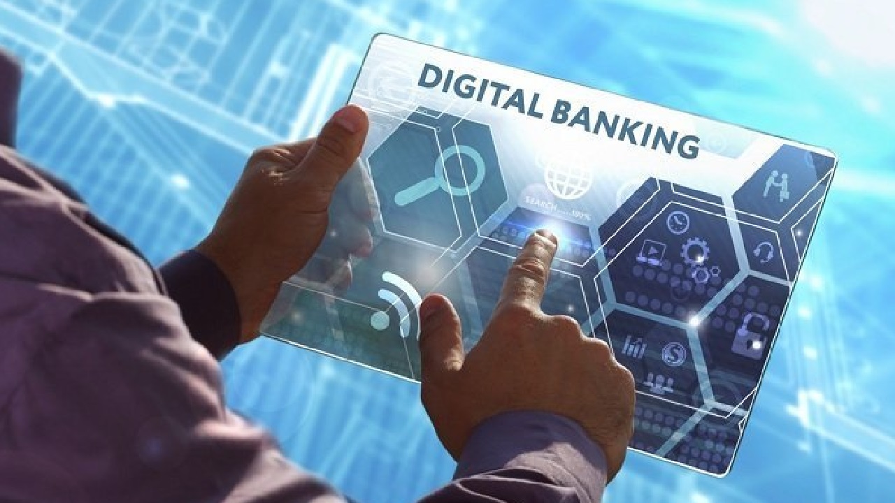 كاتب اقتصادي: البنوك الرقمية ستزيد التنافس مع البنوك التجارية (فيديو)