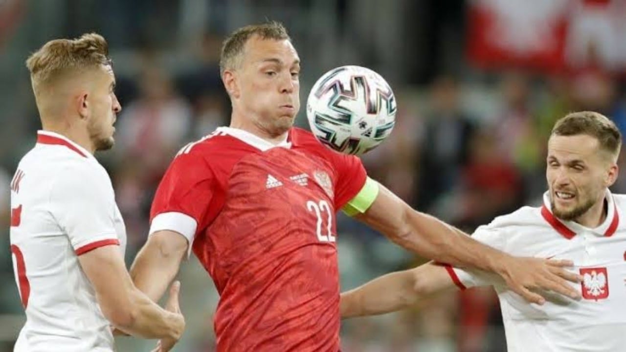 بولندا ترفض مواجهة روسيا في تصفيات كأس العالم 2022