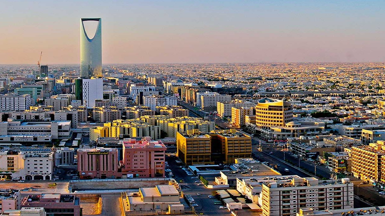 بالفيديو.. مختص: أسعار الوحدات في بعض أحياء الرياض وصلت إلى 10 آلاف ريال للمتر الواحد؜