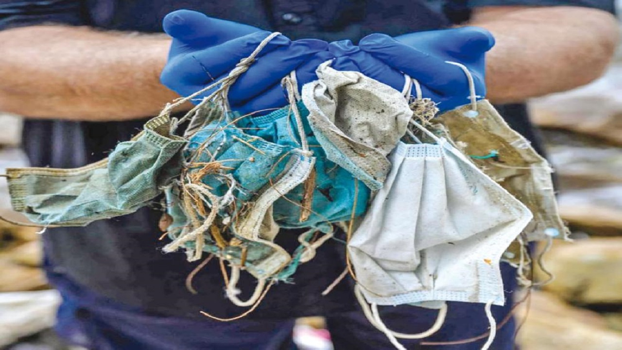 “الصحة العالمية” تحذر من خطورة ” نفايات كورونا”